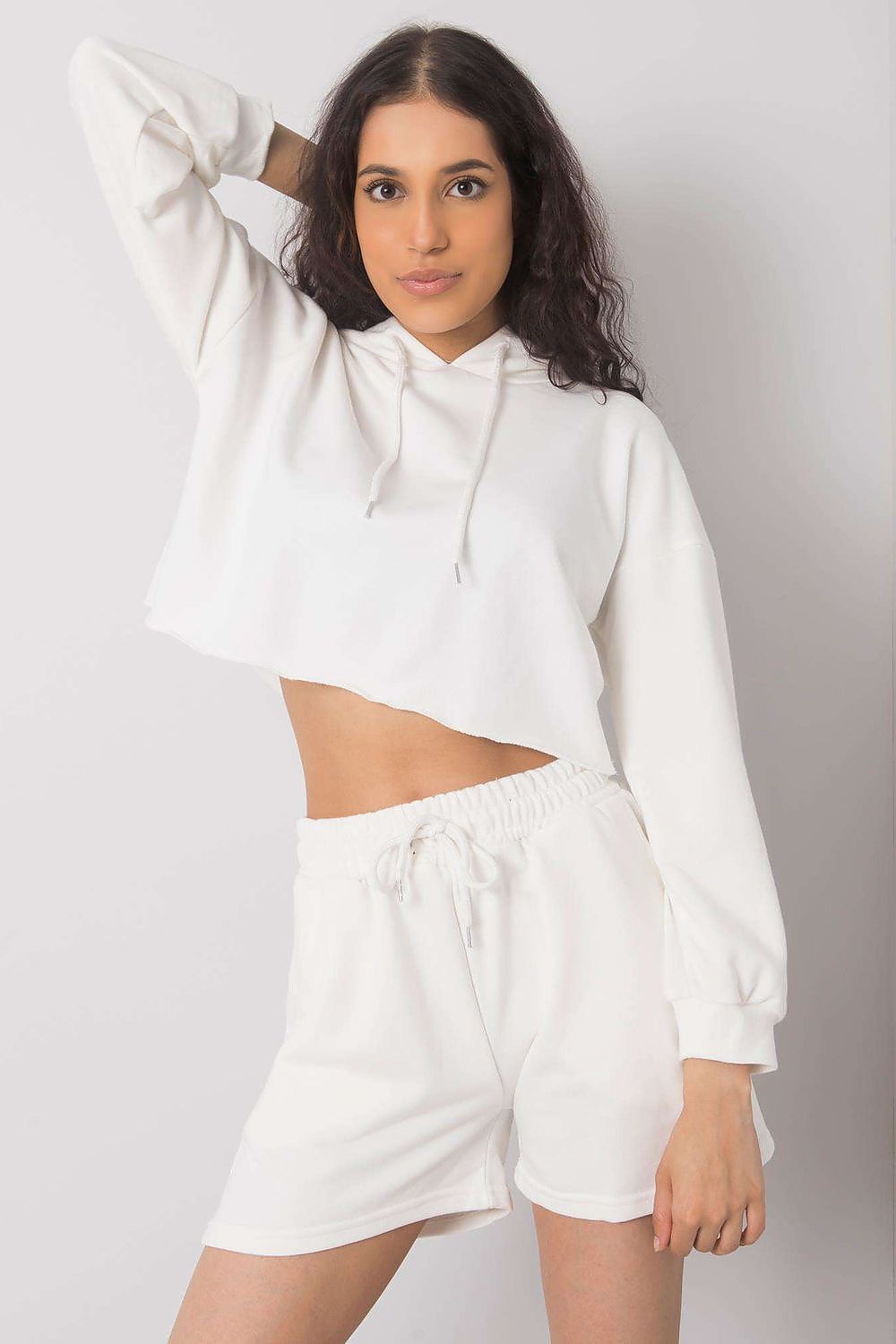 Luxurious Cotton-Blend Tracksuit Set with Sweatshirt and Shorts - Ex Moda Fashion, presenting a model wearing a soft white cropped hoodie and matching shorts for a stylish look.