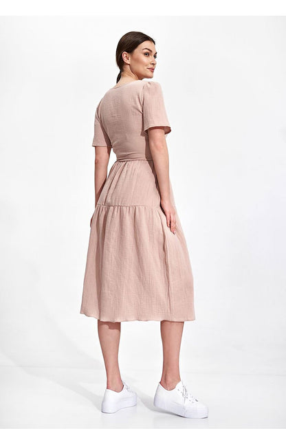 Elegant Figl Summer Midi Dress with Short Sleeves and Flared Cut in 100% Cotton, highlighting the exquisite back design. Ideal for summer celebrations with a seamless elegance.