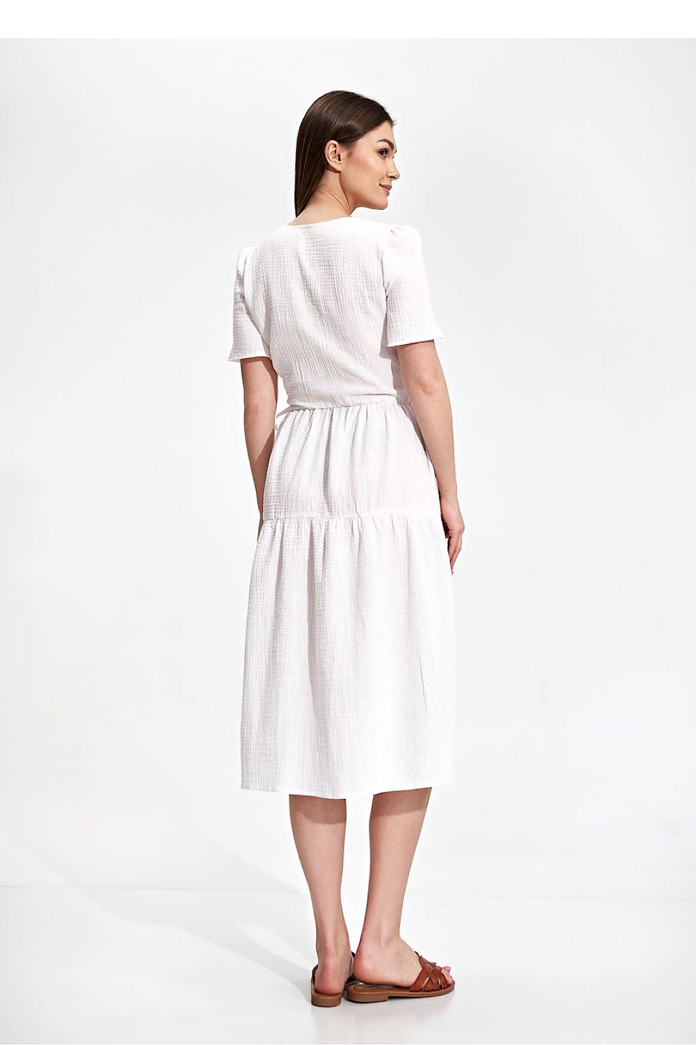 Back detail of the Elegant Figl Summer Midi Dress with Short Sleeves and Flared Cut in 100% Cotton, showing the elegant gathered waistband and feminine silhouette.
