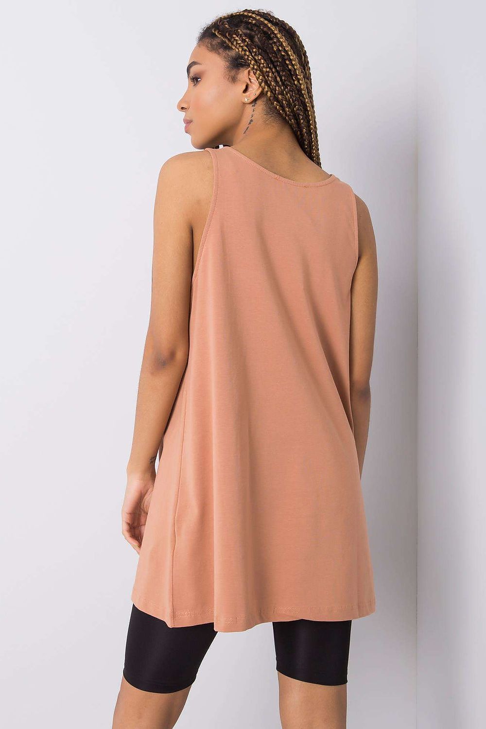 Luxury Sleeveless Extended Cut T-Shirt with Decorative Inscription displayed from the back, featuring a relaxed silhouette made of 95% cotton and 5% lycra, perfect for a stylish yet comfortable look.