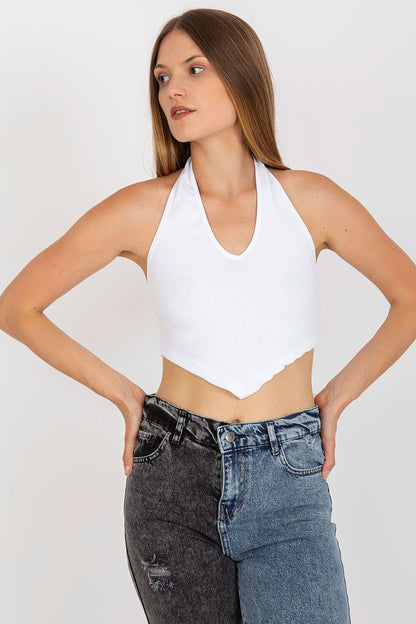 Luxury Ribbed Cotton Top from Rue Paris - Stylish Summer Essential in EU Sizes S to L, showcased on a model wearing a white ribbed top with a flattering halter neck design, paired with trendy split jeans.