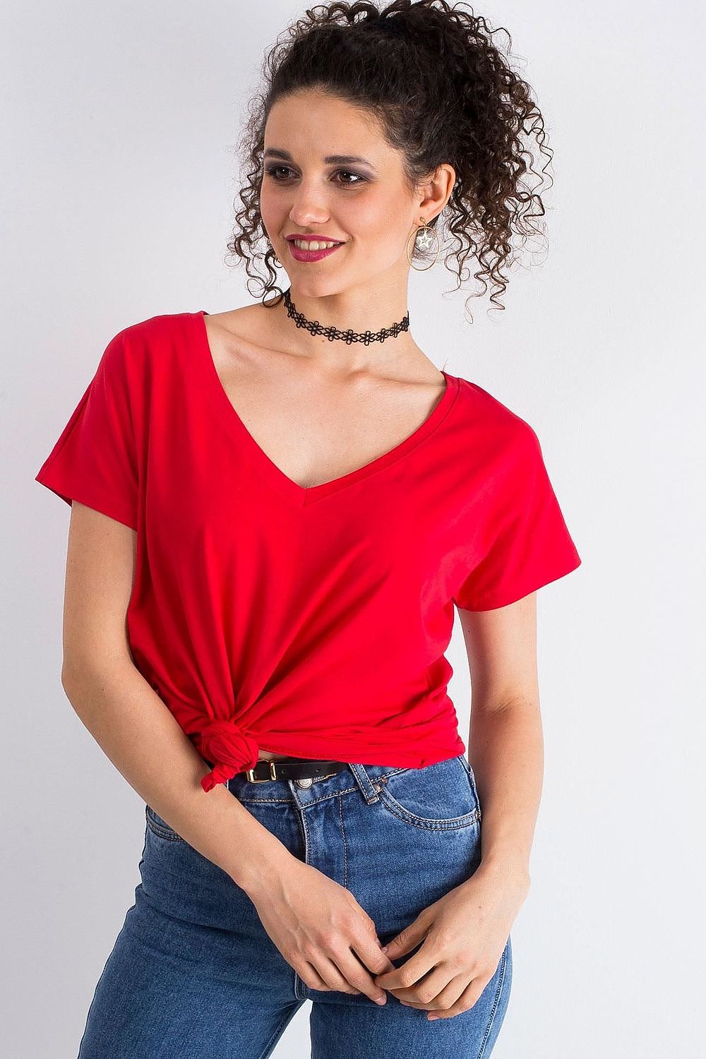 Elegant Women's Short Sleeve T-Shirt with Heart Neckline in vibrant red, elegantly knotted at the waist, perfect for a casual look.