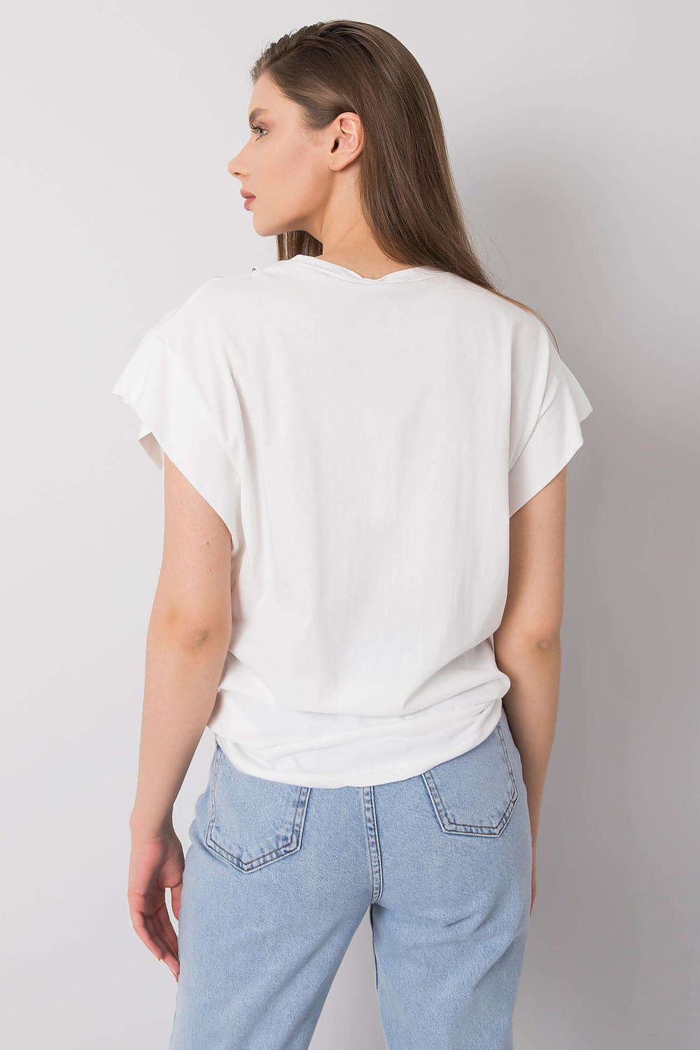Back view of the Rue Paris Luxurious Loose Fit Blouse in white, showcasing the relaxed design and subtle charm of the detachable chain, perfect for any stylish occasion.