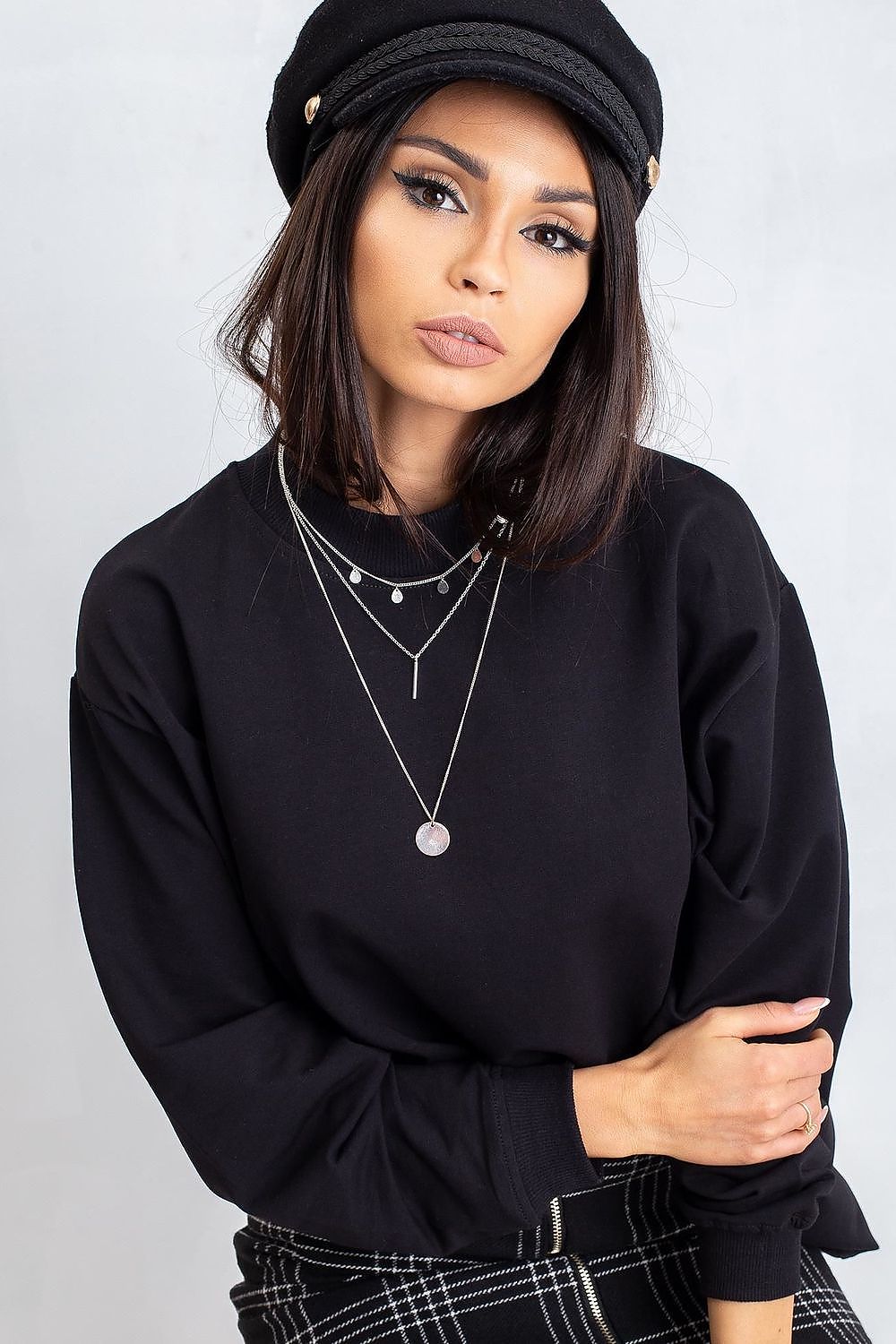 Luxury Women's Cotton Sweatshirt with Stand-Up Collar - Breathable Comfort & Style, featuring a model in a chic black sweatshirt paired with layered necklaces for a sophisticated look.