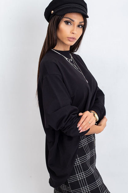 Luxury Women's Cotton Sweatshirt with Stand-Up Collar worn stylishly with a fashionable hat and layered gold necklaces, showcasing breathable comfort and elegance.