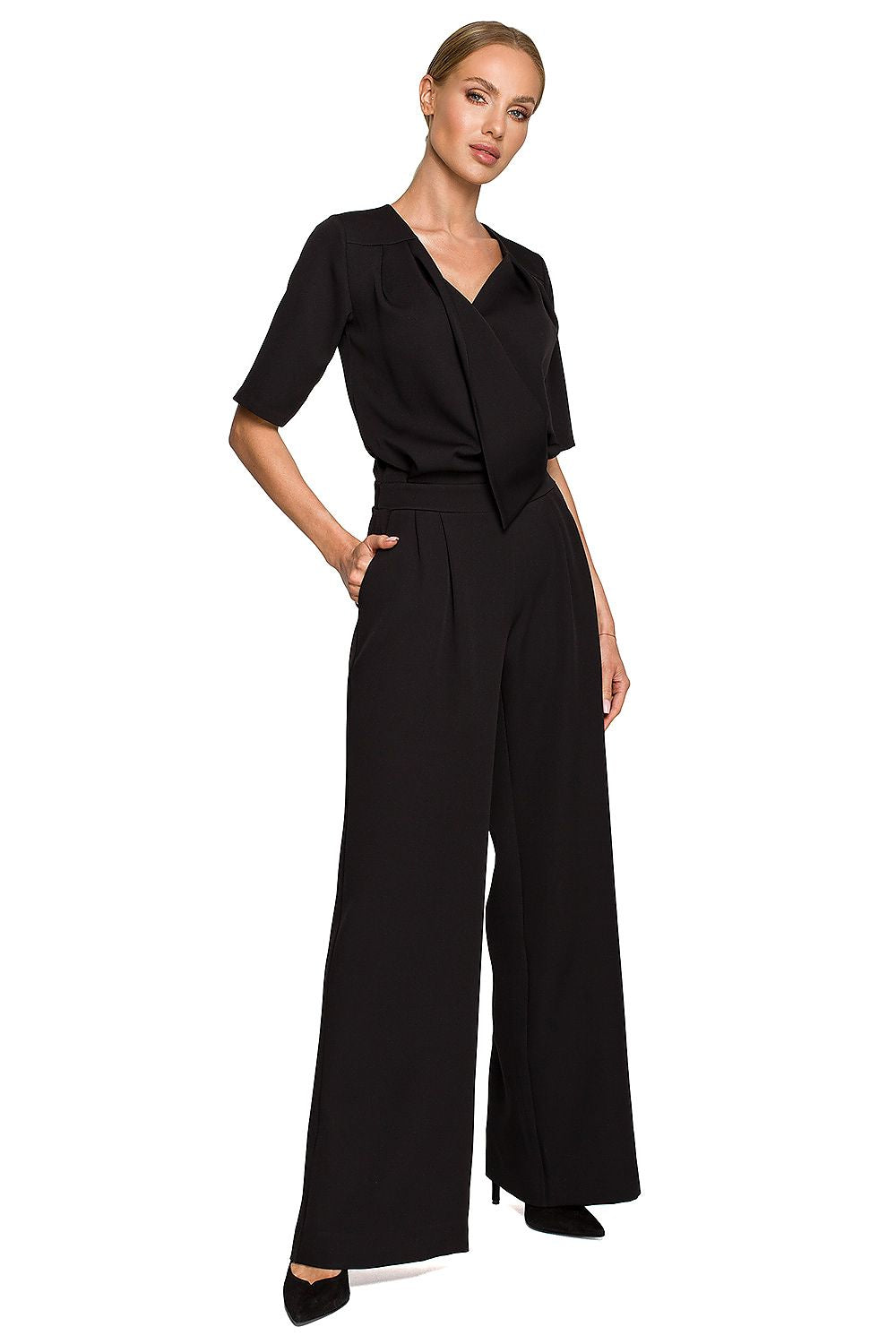Elegant Wide Leg Trouser Suit with Elbow-Length Sleeves and Pockets - Designed by Moe, featuring a model in a classic black trouser suit with elegant details, perfect for formal occasions.