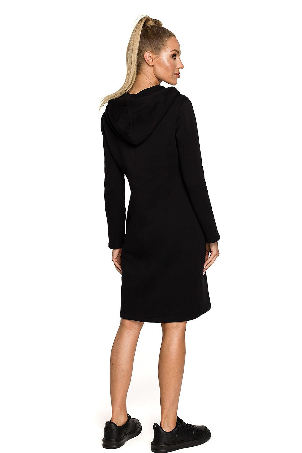 Luxury Fleece Lined Daydress with Hood and Kangaroo Pocket by Moe, in timeless black, designed for comfort and elegance, ideal for colder days.