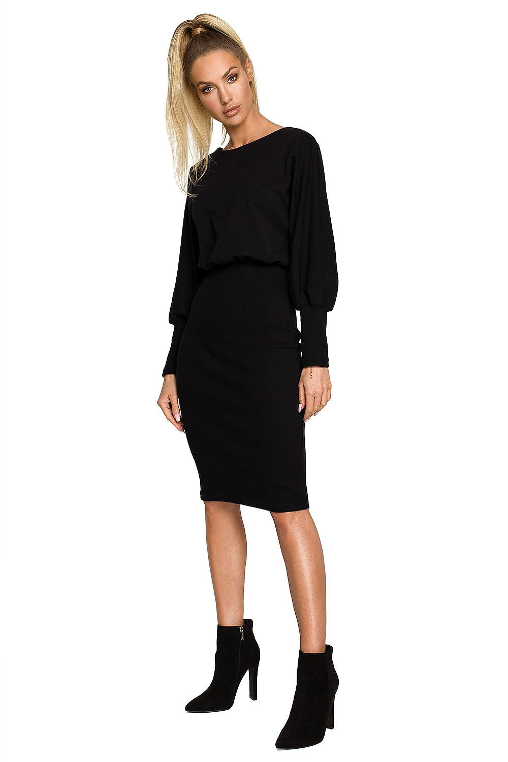 Moe Daydress in classic black, presenting a sophisticated look, made from a luxurious cotton and spandex blend for everyday elegance.