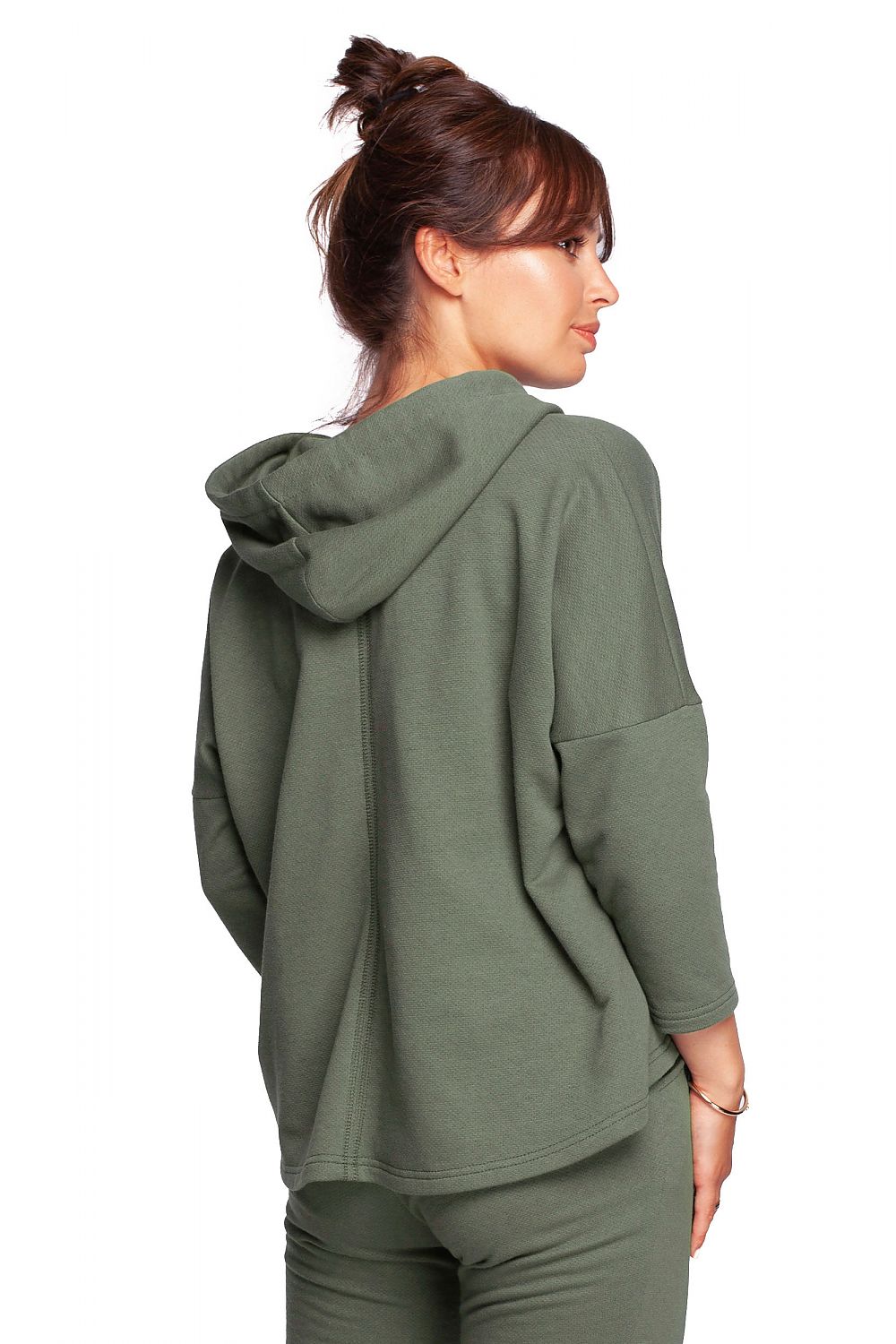 Refined BeWear Loose-Fitting Trapeze Sweatshirt in Soft Knit with Hood and Faux Leather Accents captured from the back, displaying the elegant green fabric perfectly.