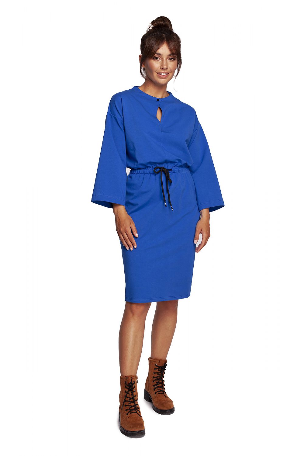 Elegant BeWear Daydress with Teardrop Neckline and Sporty Accents in Soft Knit Fabric, depicted by a model in a vibrant blue version showing the front.