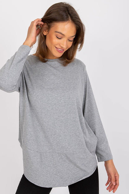 Elegant Ex Moda Women's Loose-Fit Blouse with Long Sleeves and Round Neckline in Cotton Blend, featuring a model showcasing the soft grey fabric and relaxed design, perfect for sophisticated everyday wear.