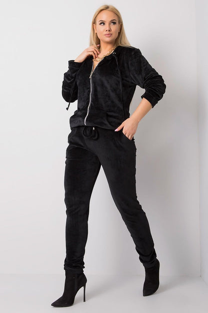 Luxurious Plus Size Velour Set: Elegant black Zip-Up Hoodie and Tie-Waist Pants ensemble highlighting a trendy and luxurious look.