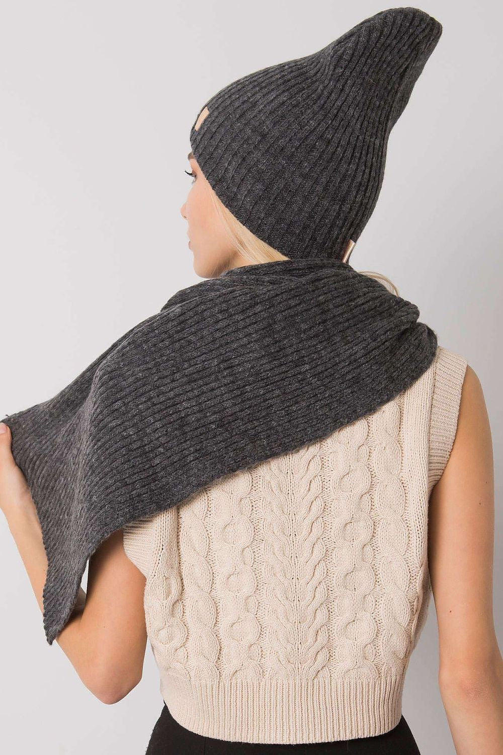 Back view of a stylish grey acrylic winter hat and scarf set by Rue Paris, highlighting the ribbed texture and sophisticated design, perfect for winter elegance.