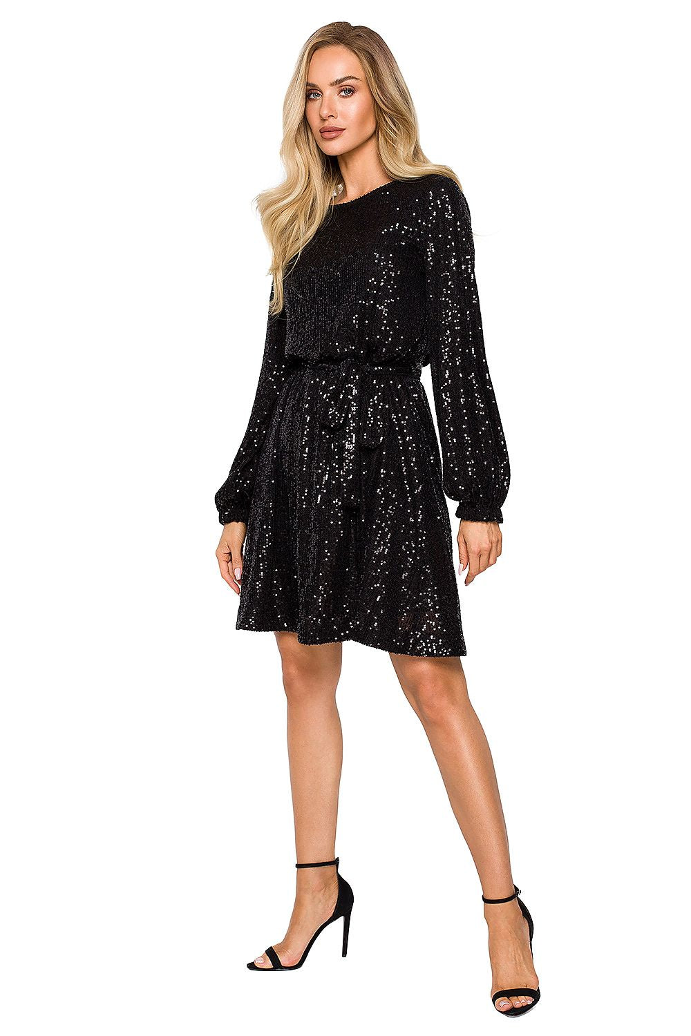 Sophisticated black sequined dress by Moe, featuring dramatic balloon sleeves and a refined silhouette, perfect for evening elegance.
