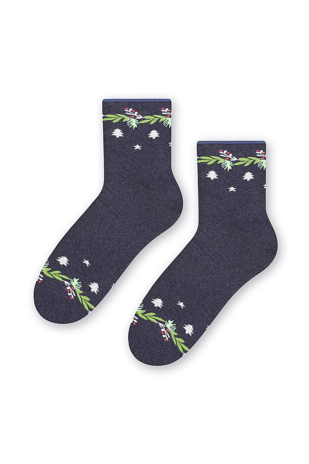 Luxurious Steven cotton terry winter socks featuring elegant Christmas patterns on a dark navy background, designed for ultimate comfort and warmth, ideal for sizes 35-40.