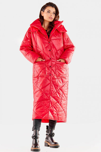 Luxurious long red quilted coat featuring an oversized hood and spacious pockets, perfect for autumn and winter styling.