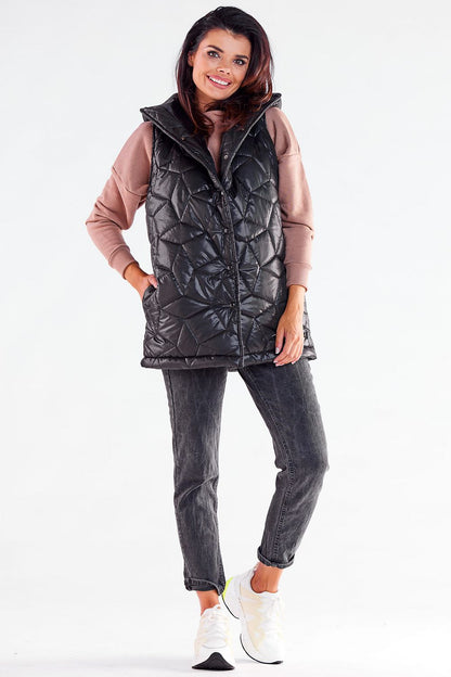 Front view of a fashionable black hooded vest by Awama, showcasing its quilted texture and luxurious silhouette, ideal for autumn ensembles.