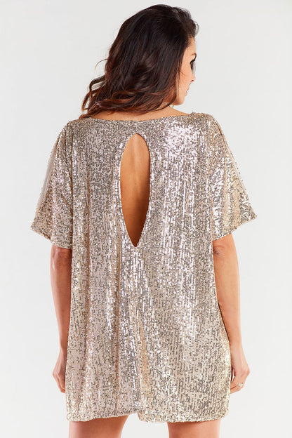 Elegant loose evening dress adorned with shimmering sequins, featuring a heart neckline and an open back design. Perfect for glamorous occasions, this one-size-fits-all dress is a stunning representation of refined Polish craftsmanship.