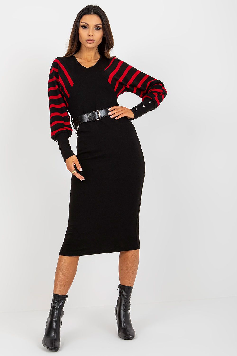 Och Bella Knit Dress With Long Sleeves, Heart Neckline & Pencil Cut in Luxury Style, Available in Sizes S to XL.