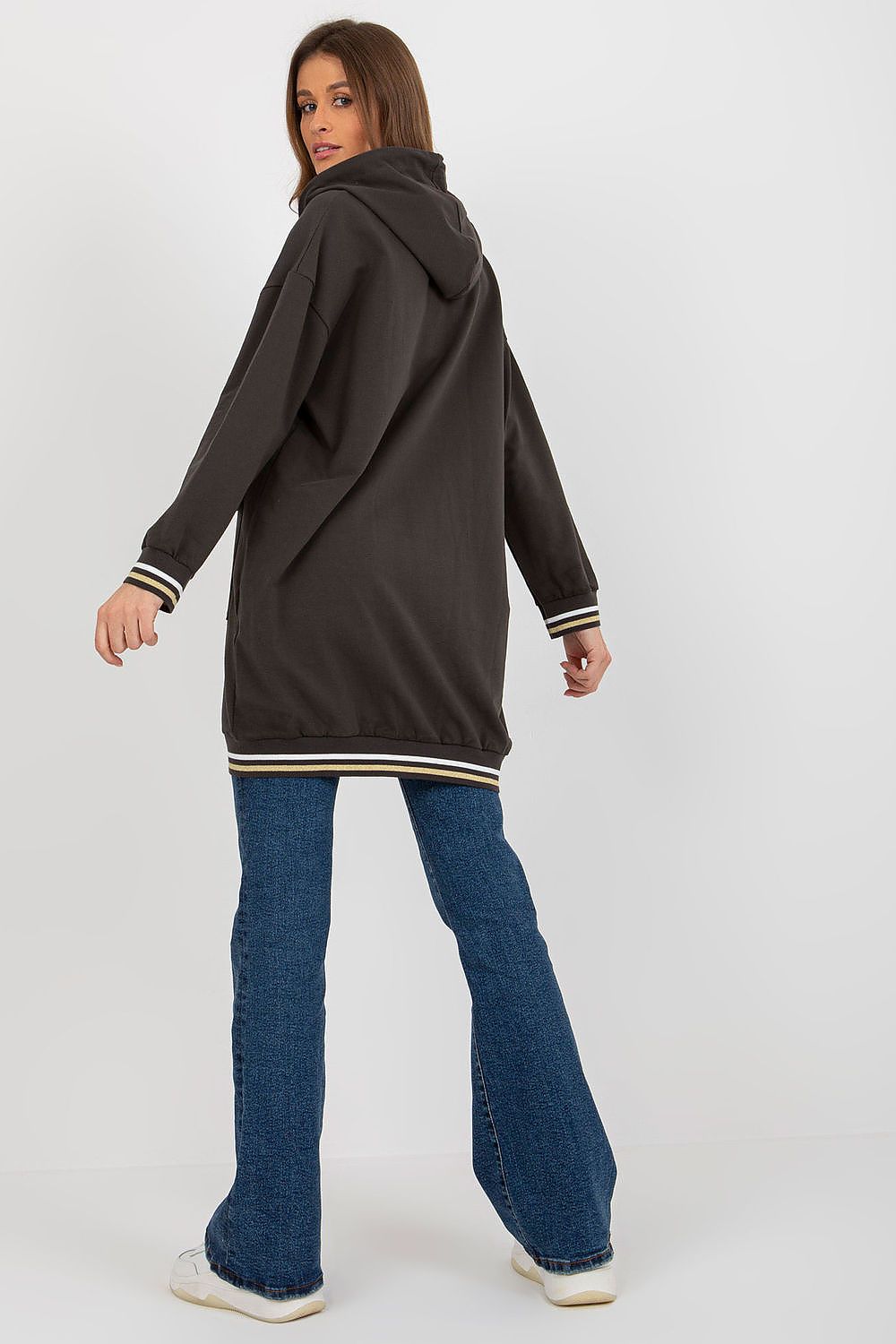 Timeless Women's Extended Cut Hoodie Sweatshirt with Zipper and Large Front Pockets, offering luxurious comfort for modern women.