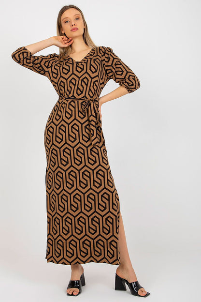 Stylish Lakerta long dress in a contemporary geometric print, featuring a heart neckline, 3/4 sleeves, and a delicate tie belt, ideal for a fashionable look.