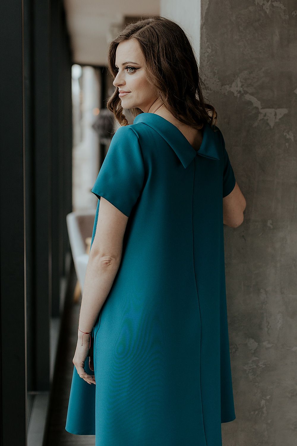 Close-up view of the luxurious fabric of the Tessita Jackie Kennedy-style collar daydress, highlighting the premium quality.