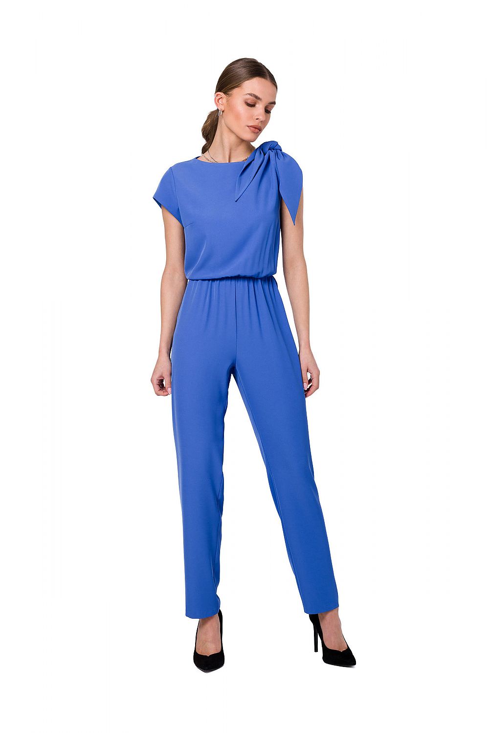 Sophisticated one-shoulder jumpsuit in a stunning blue by Stylove, highlighting a tapered leg design and an elastic waist for a refined silhouette.