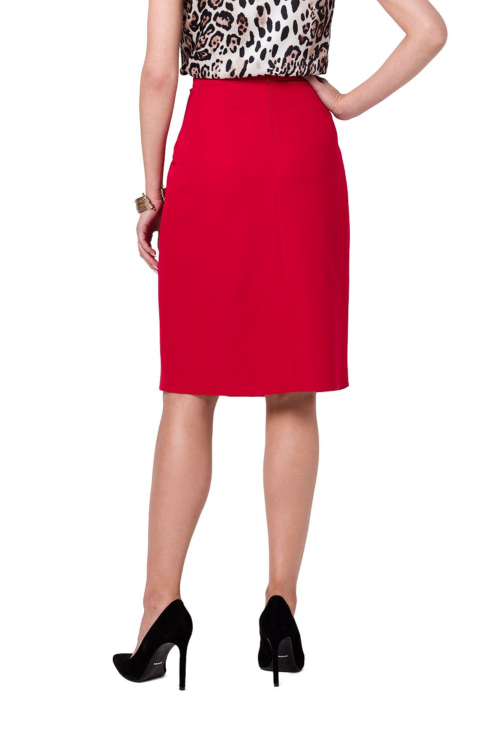 Back view of the stylish red A-line skirt by Stylove, highlighting its sleek design and perfect fit, ideal for a polished look.