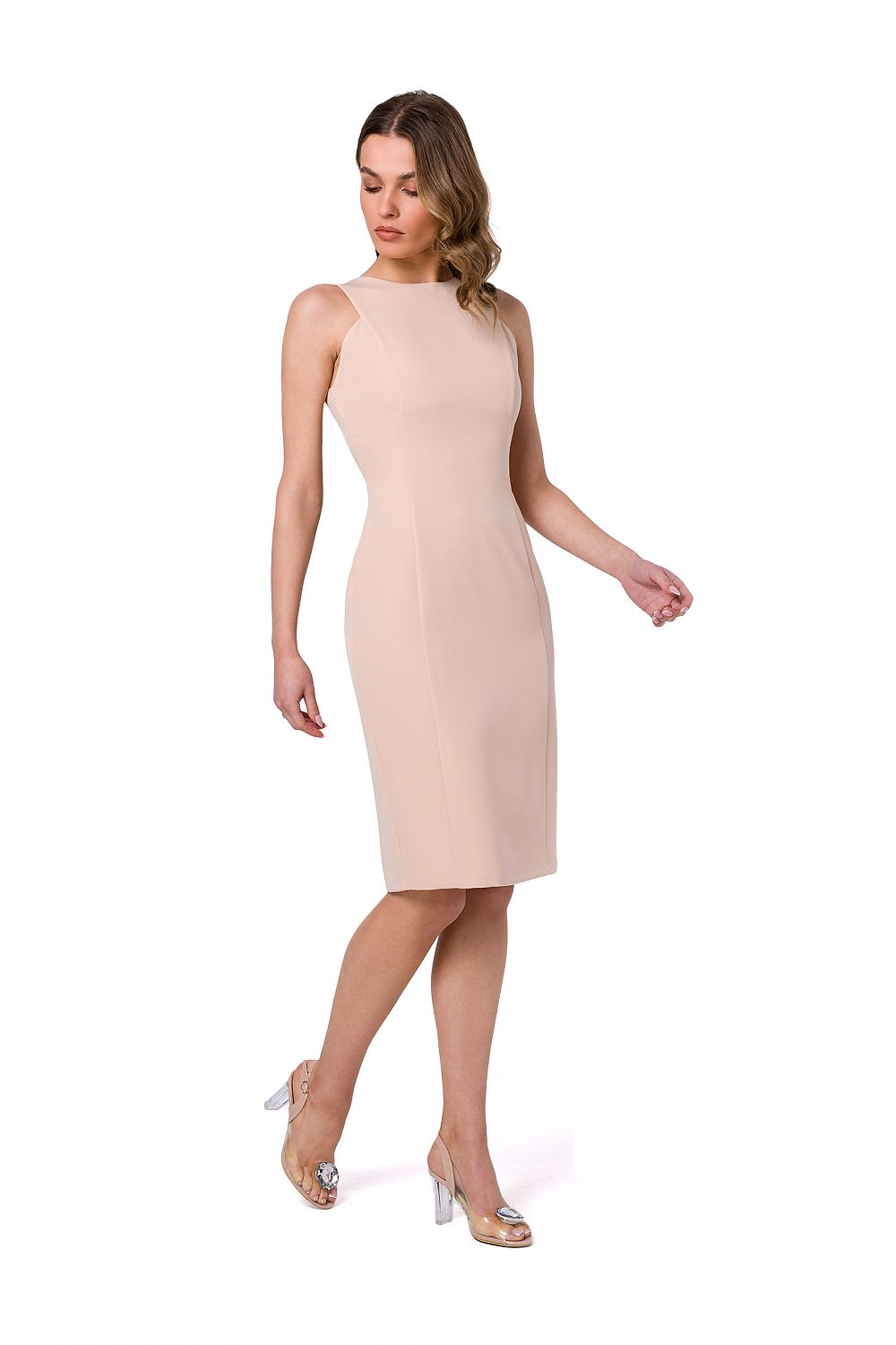 Refined appearance of a model wearing a nude sleeveless pencil dress by Stylove, demonstrating elegance with a modern touch.