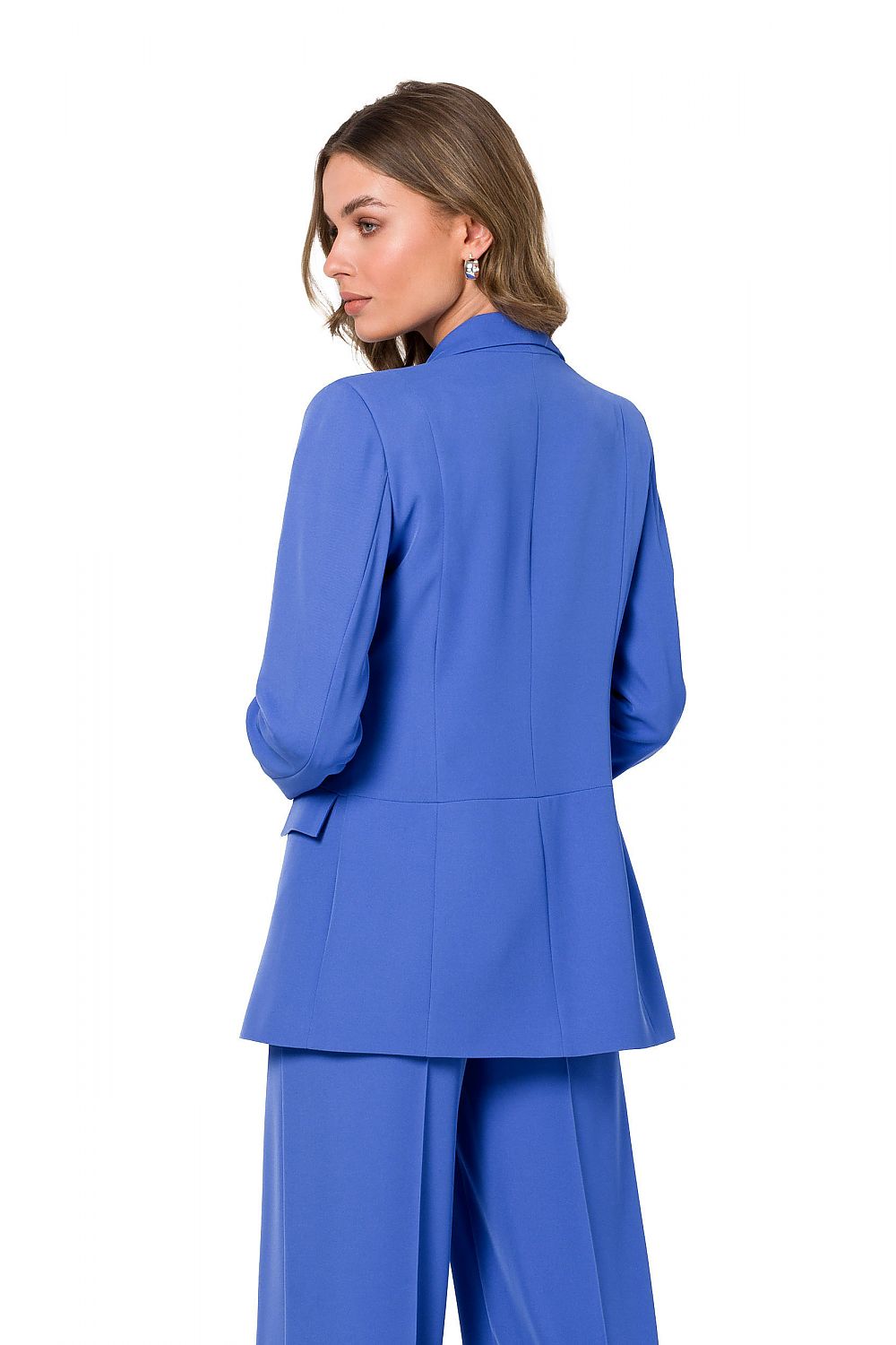 Elegant blue lightweight unbuttoned blazer showcased in a back view by Stylove, featuring refined tailoring and a stylish silhouette.