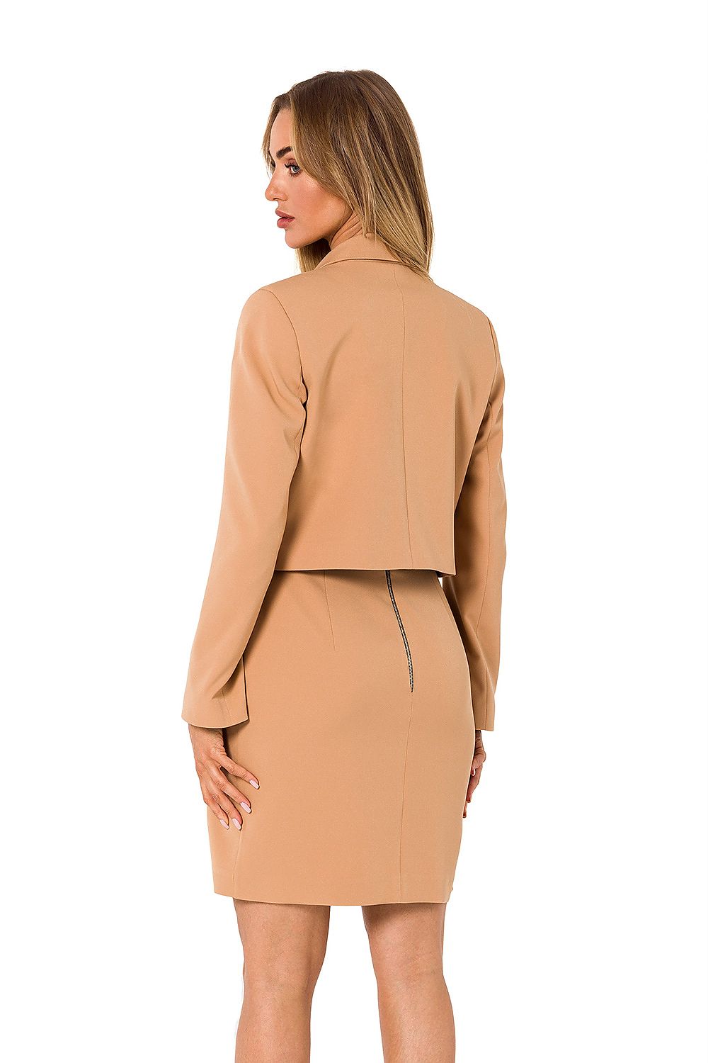 Back view of a refined beige Moe jacket with a modern design, highlighting its sophisticated craftsmanship and elegant silhouette.