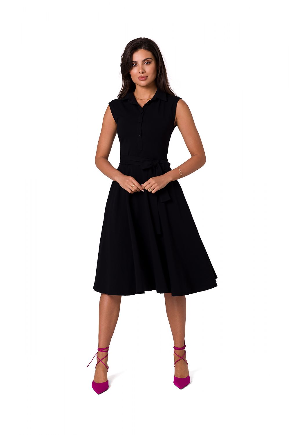 Stylish sleeveless daydress with a classic collar and flared skirt in timeless black, great for various occasions, by BeWear.