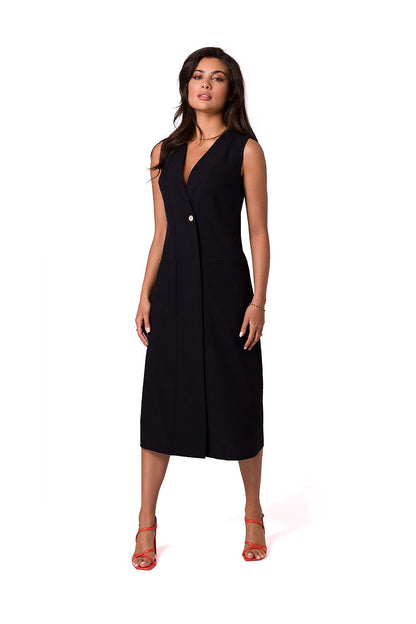 Chic black sleeveless daydress by BeWear, presenting a sleek design with a front button detail, an essential piece for elegant summer occasions.