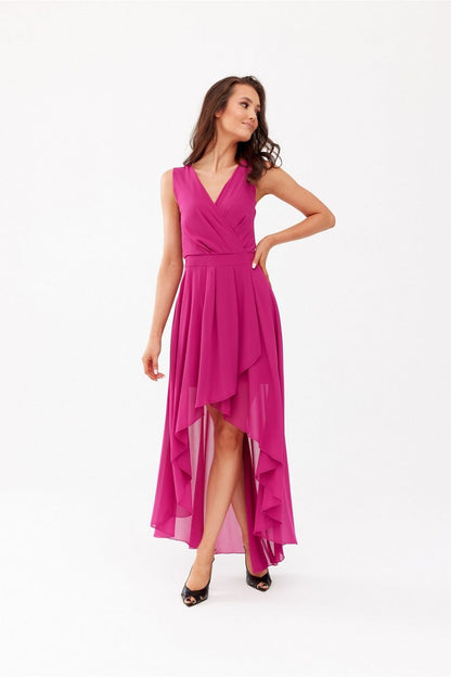 Sophisticated front view of the pink chiffon evening dress by Roco Fashion, highlighting its elegant cut and flow.