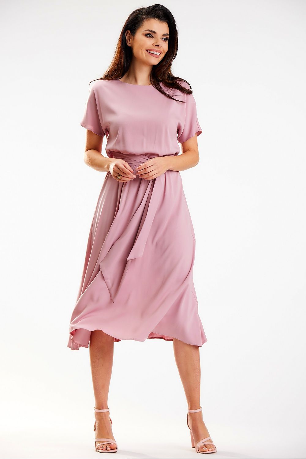 Elegant midi length kimono dress in soft pink by Awama, showcasing a flattering silhouette with sash detail. Perfect for both work and leisure wear.