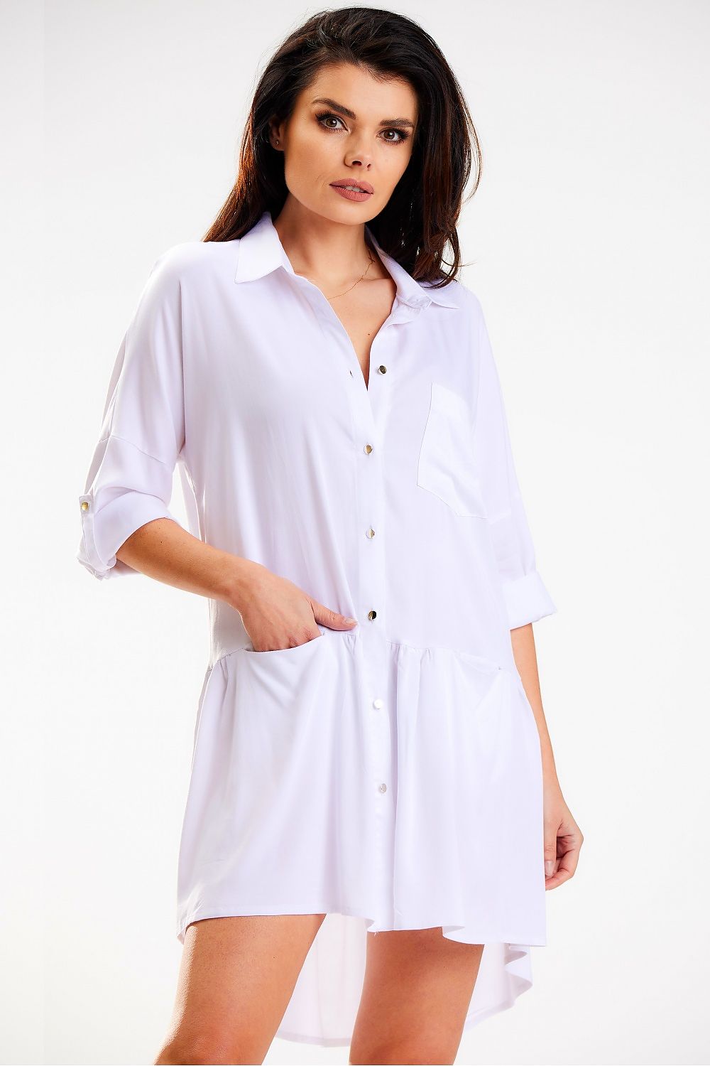 Luxurious loose shirt dress by Awama, featuring a sophisticated trapezoidal collar and elegant gold round buttons, perfect for both casual and formal occasions.