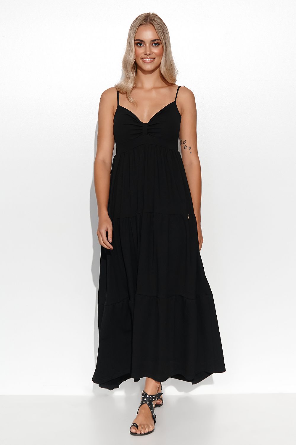 Elegant Luxury Cotton Spandex Daydress by Makadamia, showcasing premium fabric and stylish design, ideal for EU sizes 36/38 to 40/42.