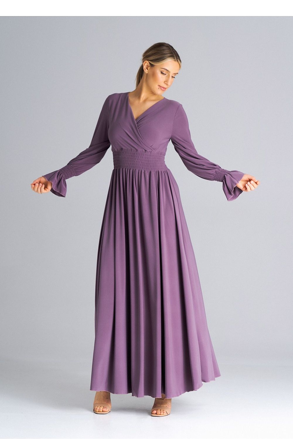 Figl Elegant Maxi Dress featuring buffet sleeves, an overlapped neckline, and a chic slit detail for a luxurious evening style.