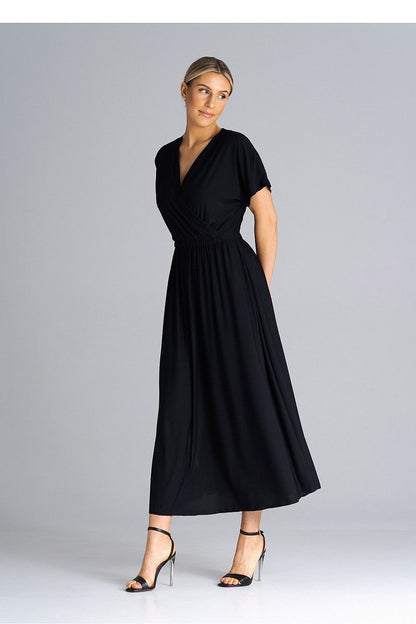 Elegant Figl dress featuring an overlapping neckline and exquisite drooping sleeves, perfect for daywear.