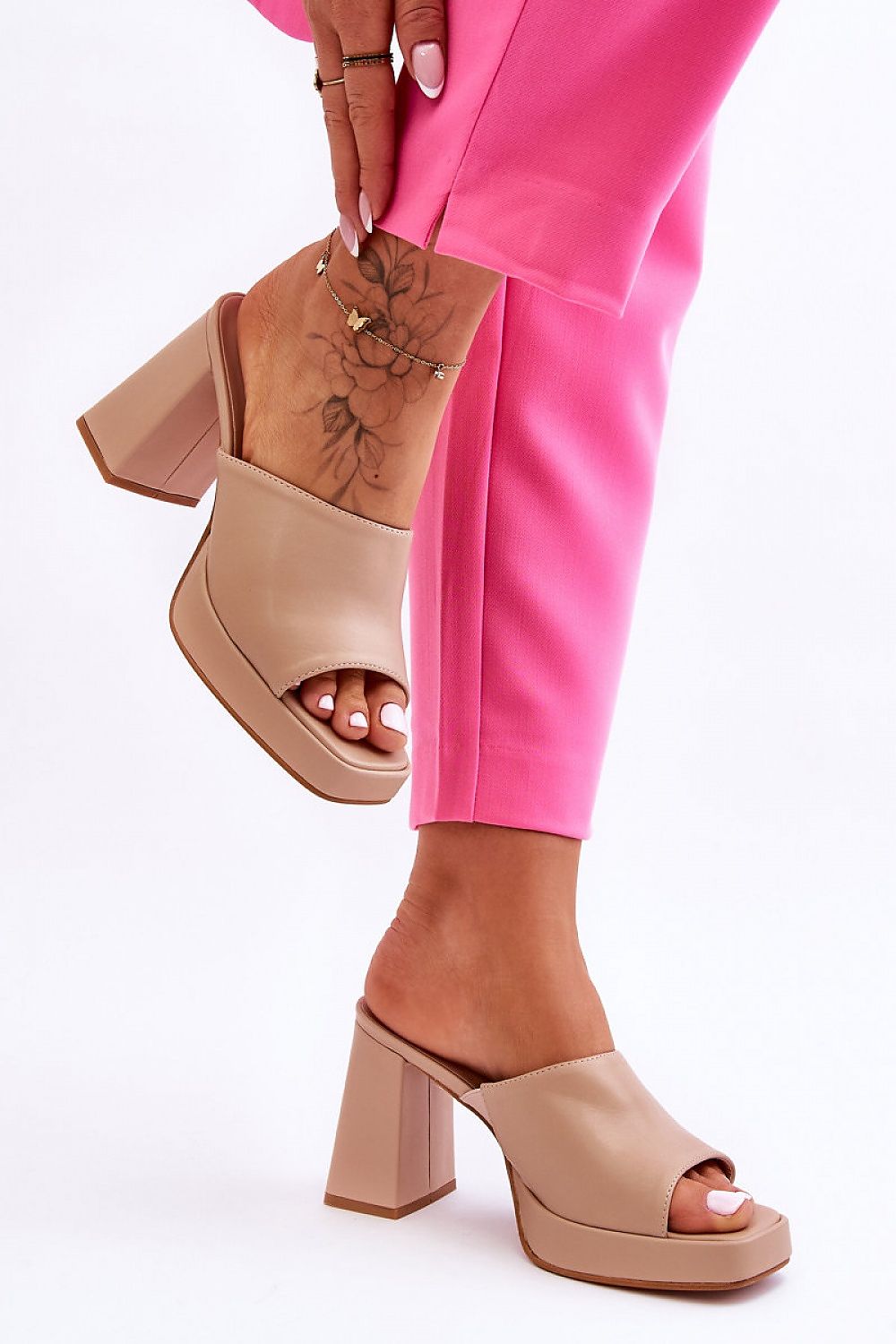 Luxury women's eco leather flip-flops with a stylish 9.5 cm heel and soft insole for ultimate comfort by Step in Style, perfect for casual and stylish summer outings.