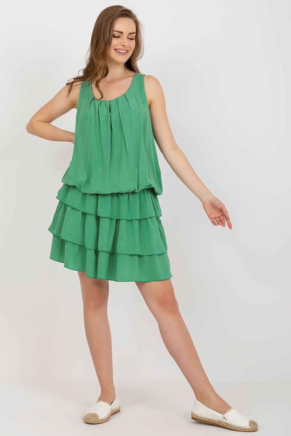 Luxurious sleeveless viscose summer dress with ruffles and an elastic waistband by Och Bella, showcasing a stylish round neckline.