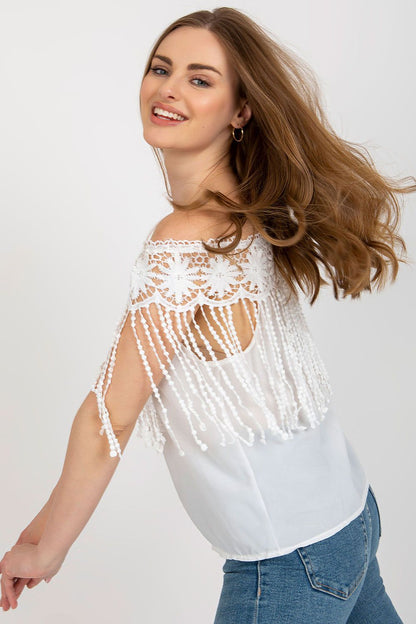 Detailed image of the high-quality fabric blend of the AT elegant summer blouse, made from 65% cotton and 35% polyester.