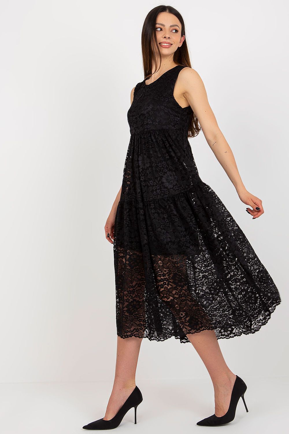 Elegant sleeveless Och Bella flared openwork dress for summer, highlighting intricate designs and luxurious fabric.