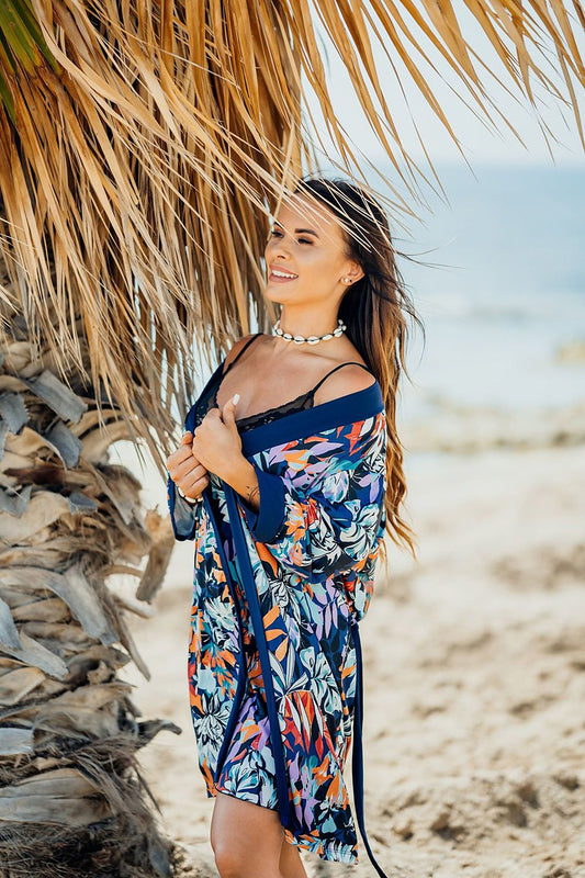 Close-up of a chic floral design on Eldar's elegant women's bathrobe, featuring high-quality craftsmanship and comfortable fit, perfect for creating a romantic evening look.