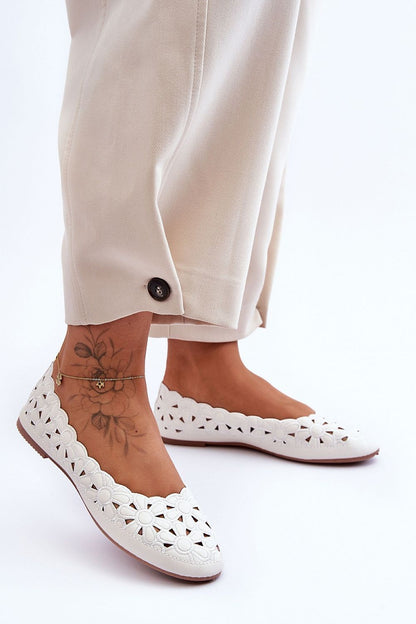 Close-up of Step in Style's eco leather ballet flats for women with floral details and soft insole, designed for comfort and style during the warmer seasons.