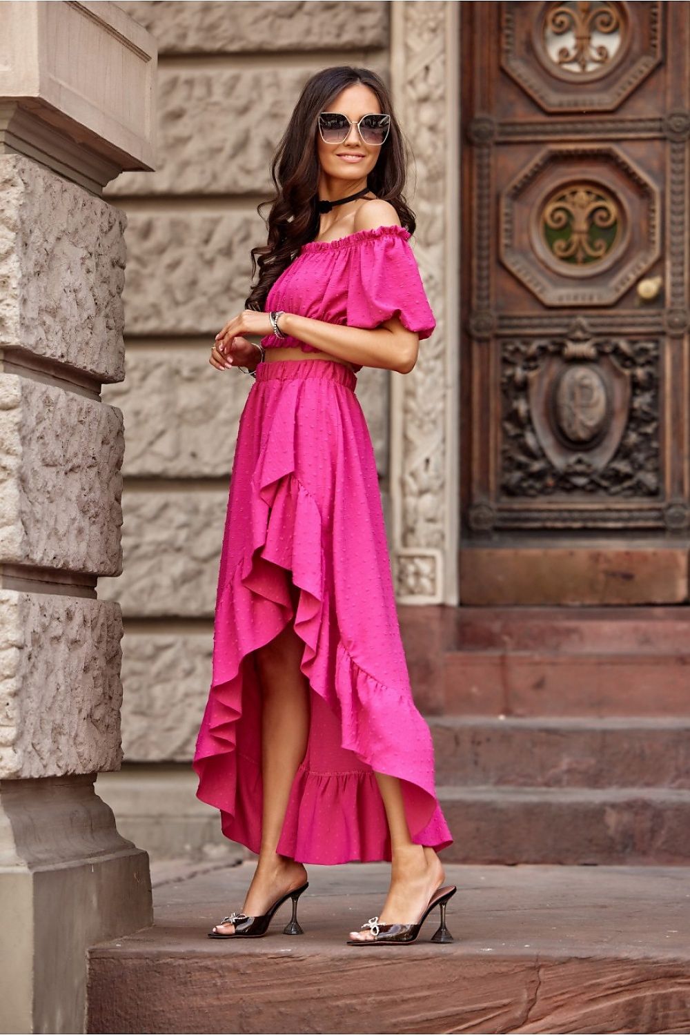 Roco Fashion luxurious ensemble with a stunning asymmetrical cut and exquisite design details, perfect for the discerning woman.