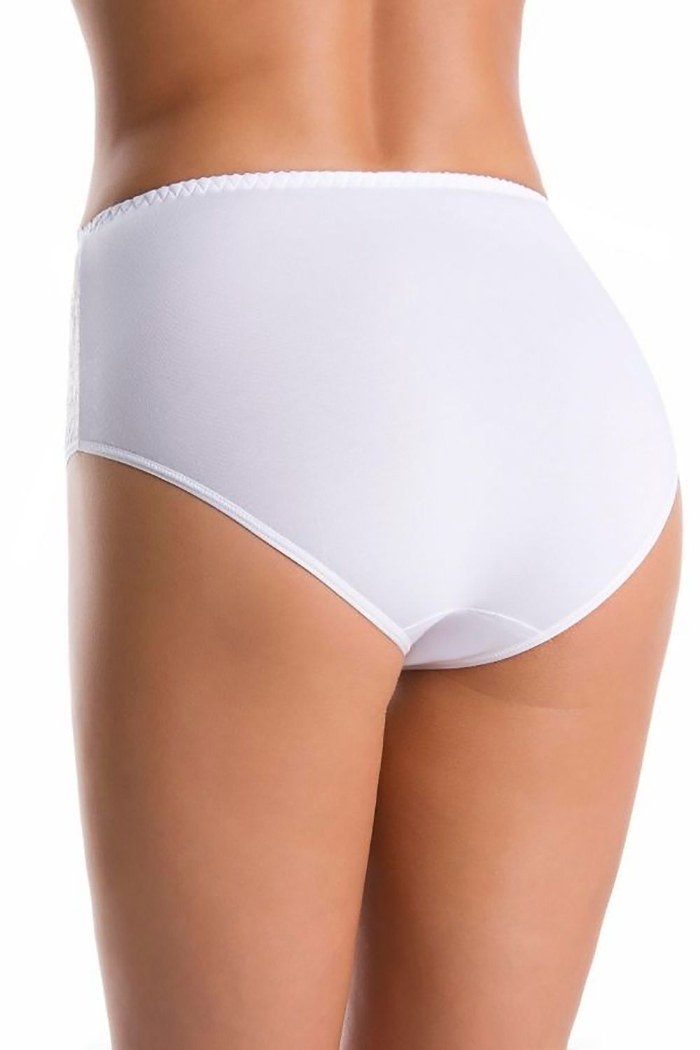 Chic Teyli high-waisted white panties highlighting a classic design with beautiful lace, designed for comfort and elegance.