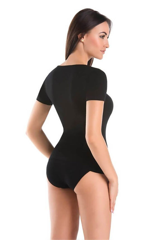 Back view of Teyli Women's luxurious black short-sleeved cotton undershirt, highlighting its flattering fit and quality fabric that elegantly shapes the body.