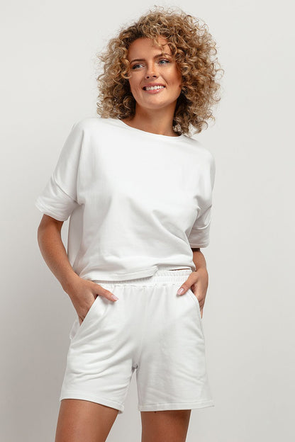 Luxurious Tessita Urban Style blouse in a relaxed fit, showcasing quality OEKO-TEX certified materials, perfect for modern street fashion.