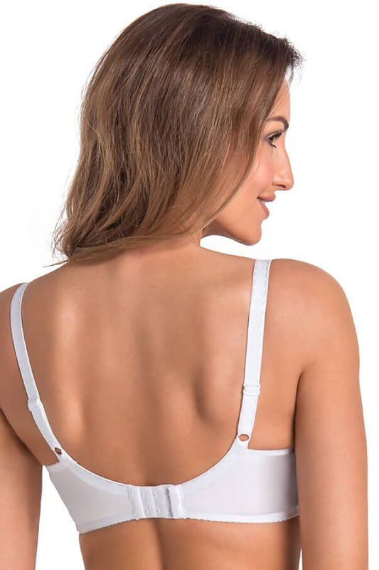Teyli Marte Padded Bra with Underwire in white, featuring elegant lace design, deep cups, and adjustable straps, ideal for a refined and stylish silhouette.